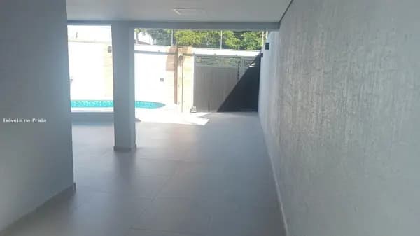 Casa à venda no bairro Balneário Flórida em Praia Grande/SP