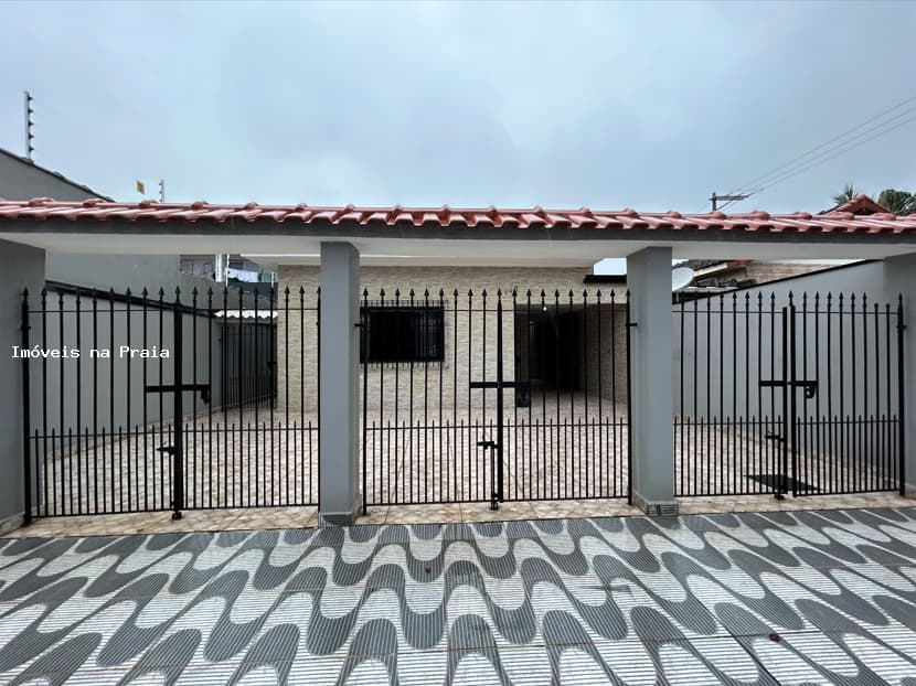 Casa à venda no bairro Balneário Maracanã em Praia Grande/SP