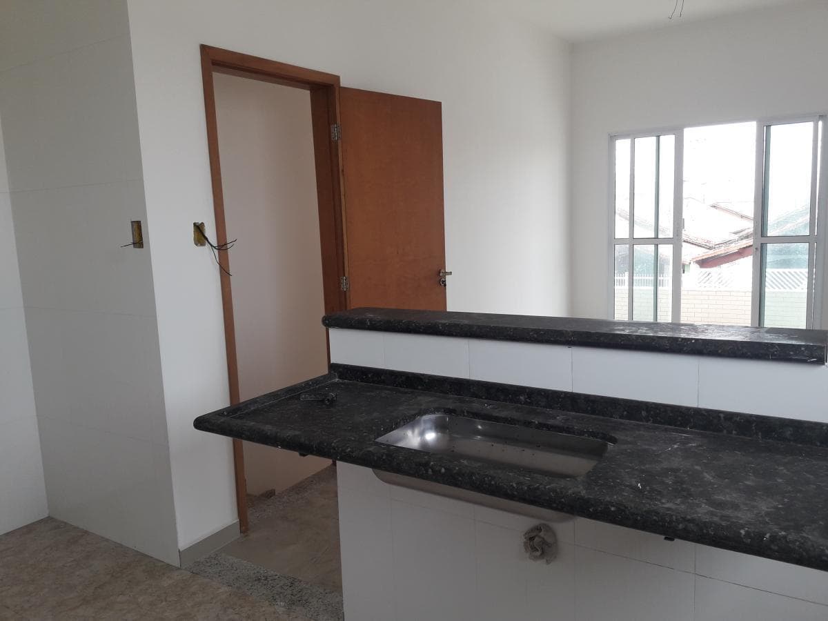 Casa à venda no bairro Vila Mirim em Praia Grande/SP