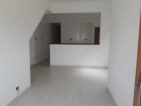 Casa à venda no bairro Vila Mirim em Praia Grande/SP