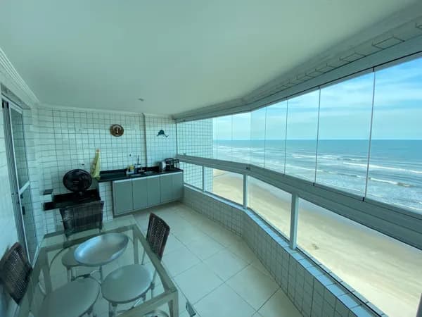 Apartamento em Praia Grande - Solemar