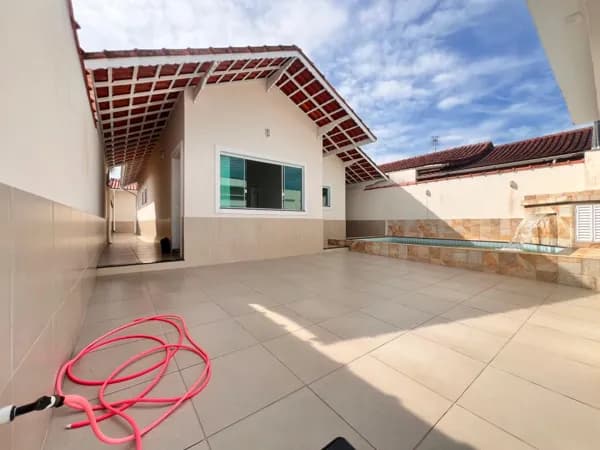 Casa à venda no bairro Jardim Imperador em Praia Grande/SP