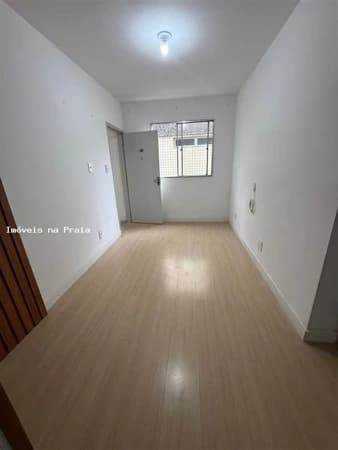 Apartamento à venda no bairro Vila Guilhermina em Praia Grande/SP