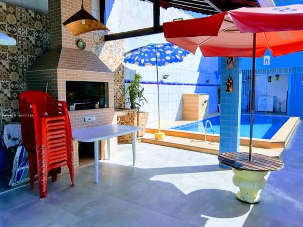 Casa à venda no bairro Vila Mirim em Praia Grande/SP
