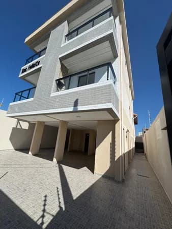 Sobrado em Praia Grande - Maracanã