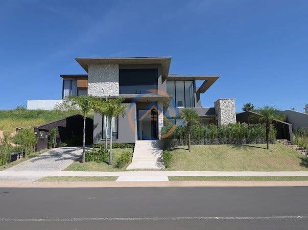 Casa à venda no Condomínio Villa dos Pinheiros - Indaiatuba/SP