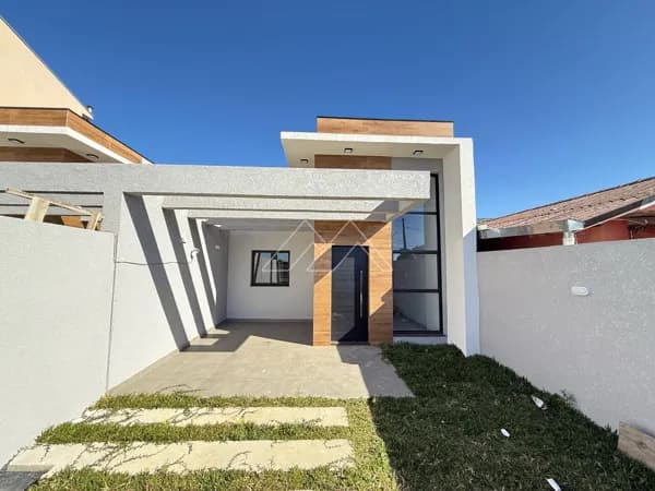 Casa à venda no bairro Cruzeiro em São José dos Pinhais/PR