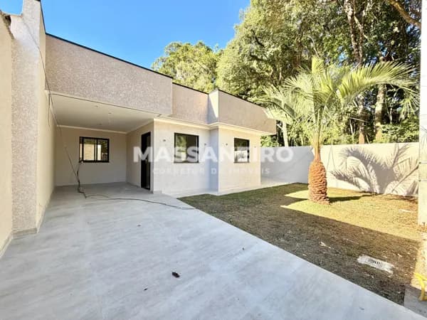 Casa em São José dos Pinhais - Santo Antônio