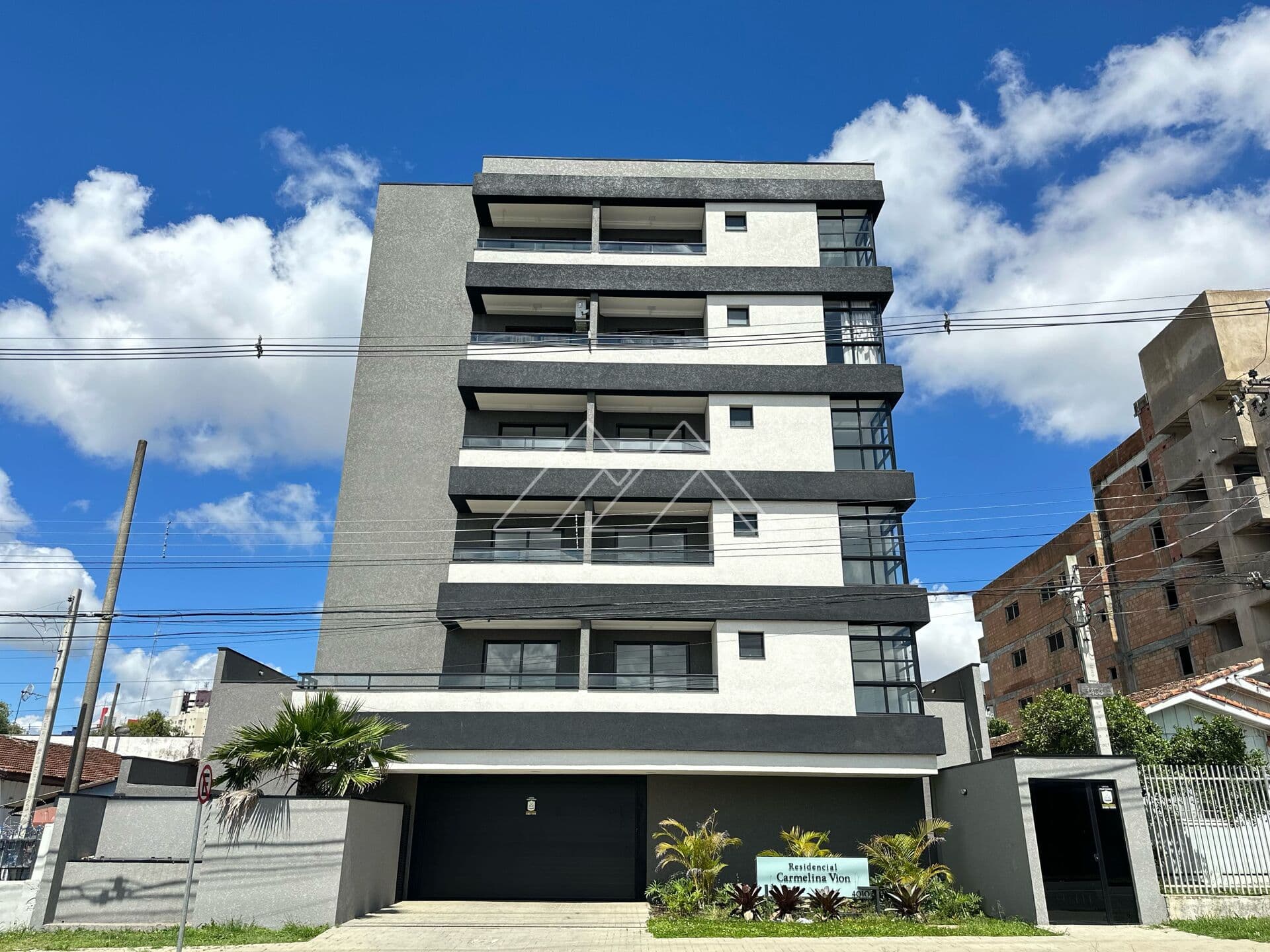 Apartamento em São José dos Pinhais - Centro