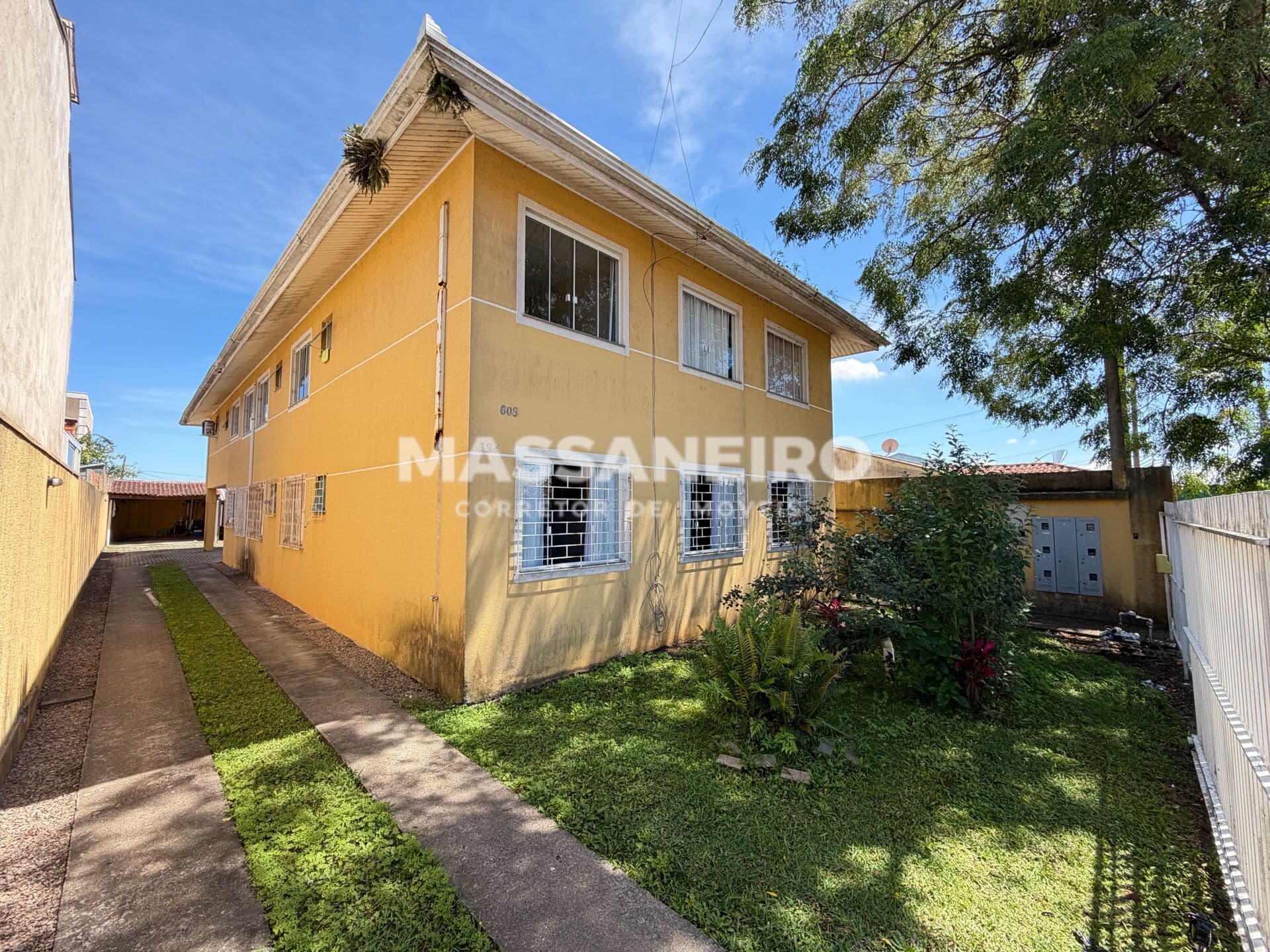 Apartamento em São José dos Pinhais - Roseira de São Sebastião