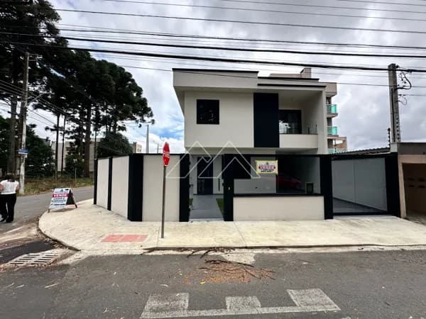 Sobrado em Parque Da Fonte, São José dos Pinhais/PR