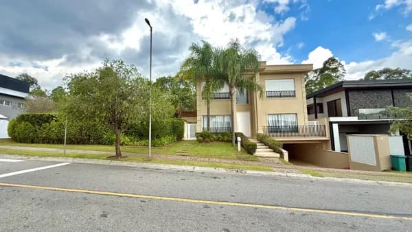 Itahyê - maravilhosa casa em 2 lotes, com vista permanente para a mata nativa