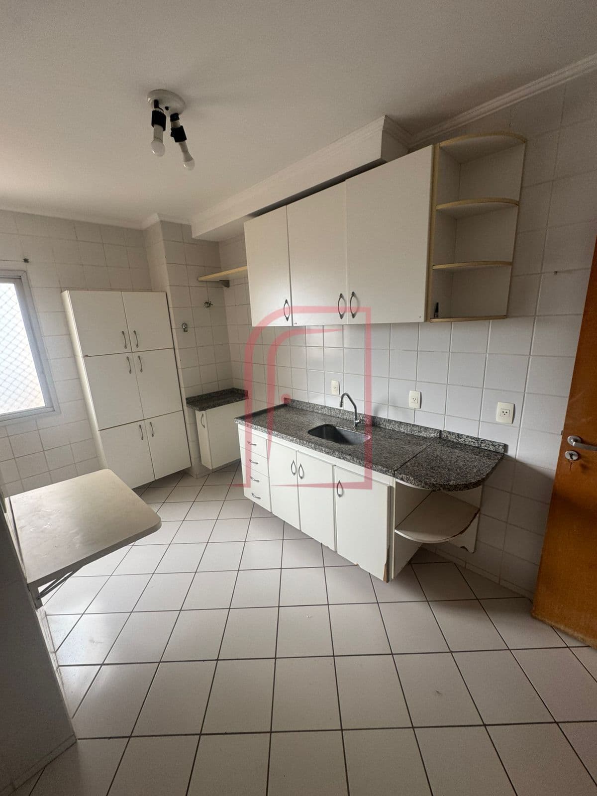 Apartamento em Campo Grande - Centro