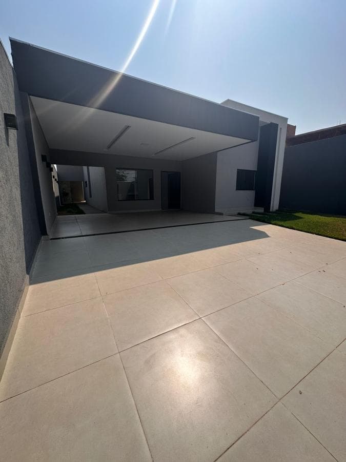 Casa à venda no bairro Monte Castelo em Campo Grande/MS