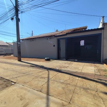 Casa à venda no bairro Jardim São Conrado em Campo Grande/MS
