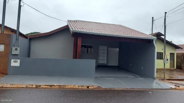Casa à venda no bairro Parque Residencial Rita Vieira em Campo Grande/MS