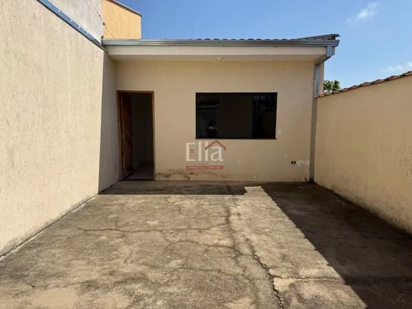 Casa residencial Ouro Verde