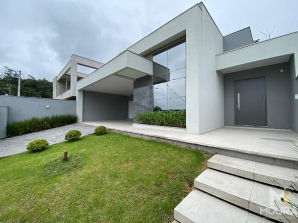 Casa em Jaraguá do Sul - Barra do Rio Cerro