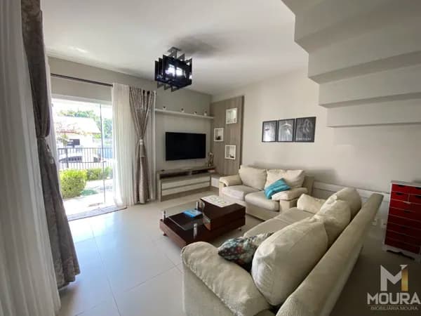 Sobrado em Schroeder - Centro