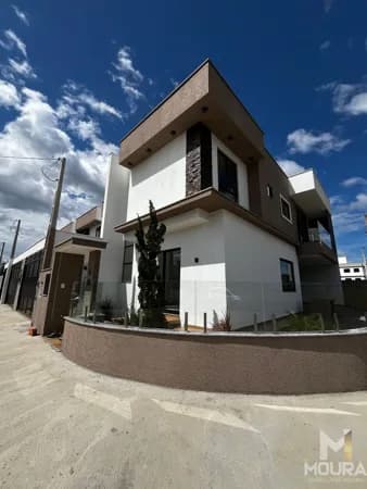 Sobrado geminado à venda no bairro Três Rios do Norte - Jaraguá do Sul/SC