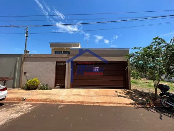 Casa em Jardim das Oliveiras, Pitangueiras/SP