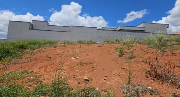 Terreno à venda, Serra Morena - Pouso Alegre/MG