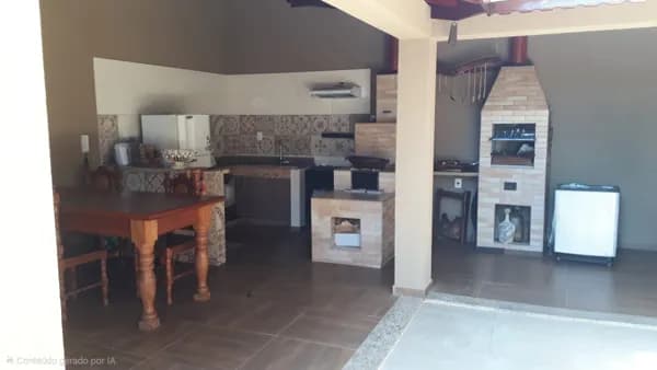 Casa em Pouso Alegre - Jardim Floresta