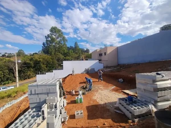 Casa à venda, 91 m² por R$ 520.000,00 - Parque Real - Pouso Alegre/MG