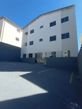 Apartamento com 2 dormitórios à venda, 52 m² por R$ 225.000,00 - Pão de Açúcar - Pouso Alegre/MG