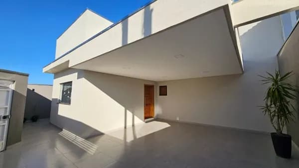 Casa com 3 dormitórios à venda, 206 m² por R$ 849.000 - Santa Branca - Pouso Alegre/MG