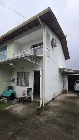 🏡 SOBRADO COM 02 QURTOS PARA LOCAÇÃO NO BAIRRO BELA VISTA EM PALHOÇA/SC