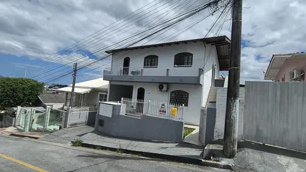 🏢 APARTAMENTO PARA LOCAÇÃO EM SÃO JOSÉ/SC