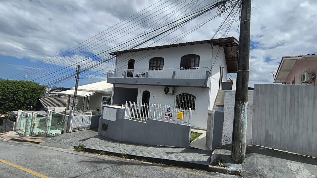 🏢 APARTAMENTO PARA LOCAÇÃO EM SÃO JOSÉ/SC