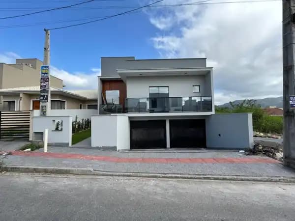 Casa à venda em Palhoça/SC