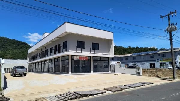 🏢 SALA COMERCIAL TÉRREA PARA LOCAÇÃO – BELA VISTA, PALHOÇA/SC