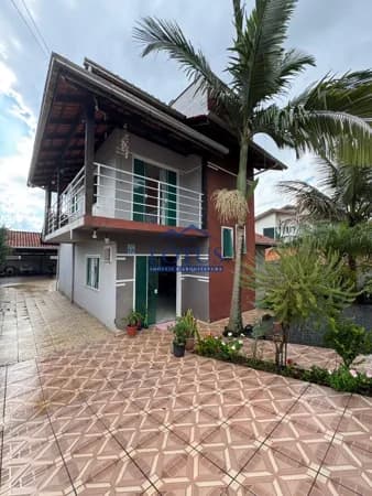 Sobrado abaixo da avaliação em Guaramirim
