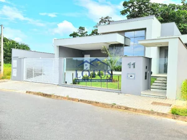 Casa Alto Padrão bairro Barra do Rio Cerro