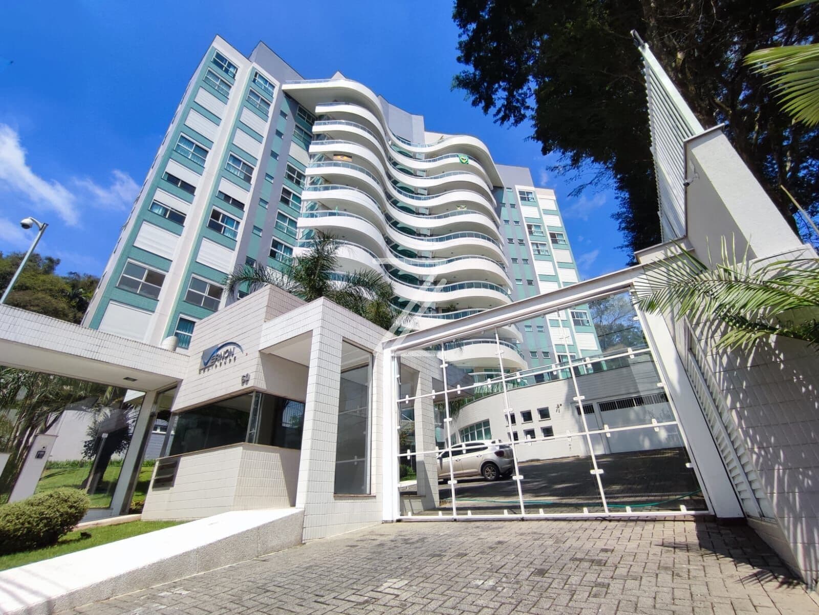 APARTAMENTO ALTO PADRÃO
