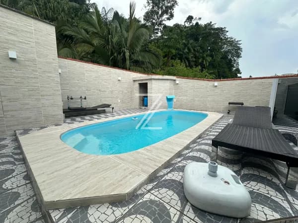Casa em Guaramirim - Centro