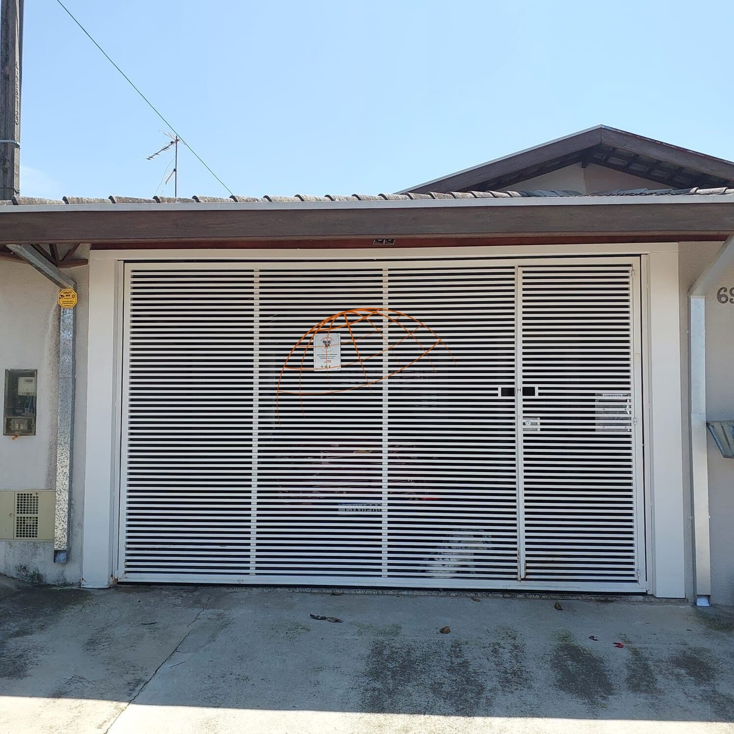 *Excelente casa térrea à venda em São José dos Campos*