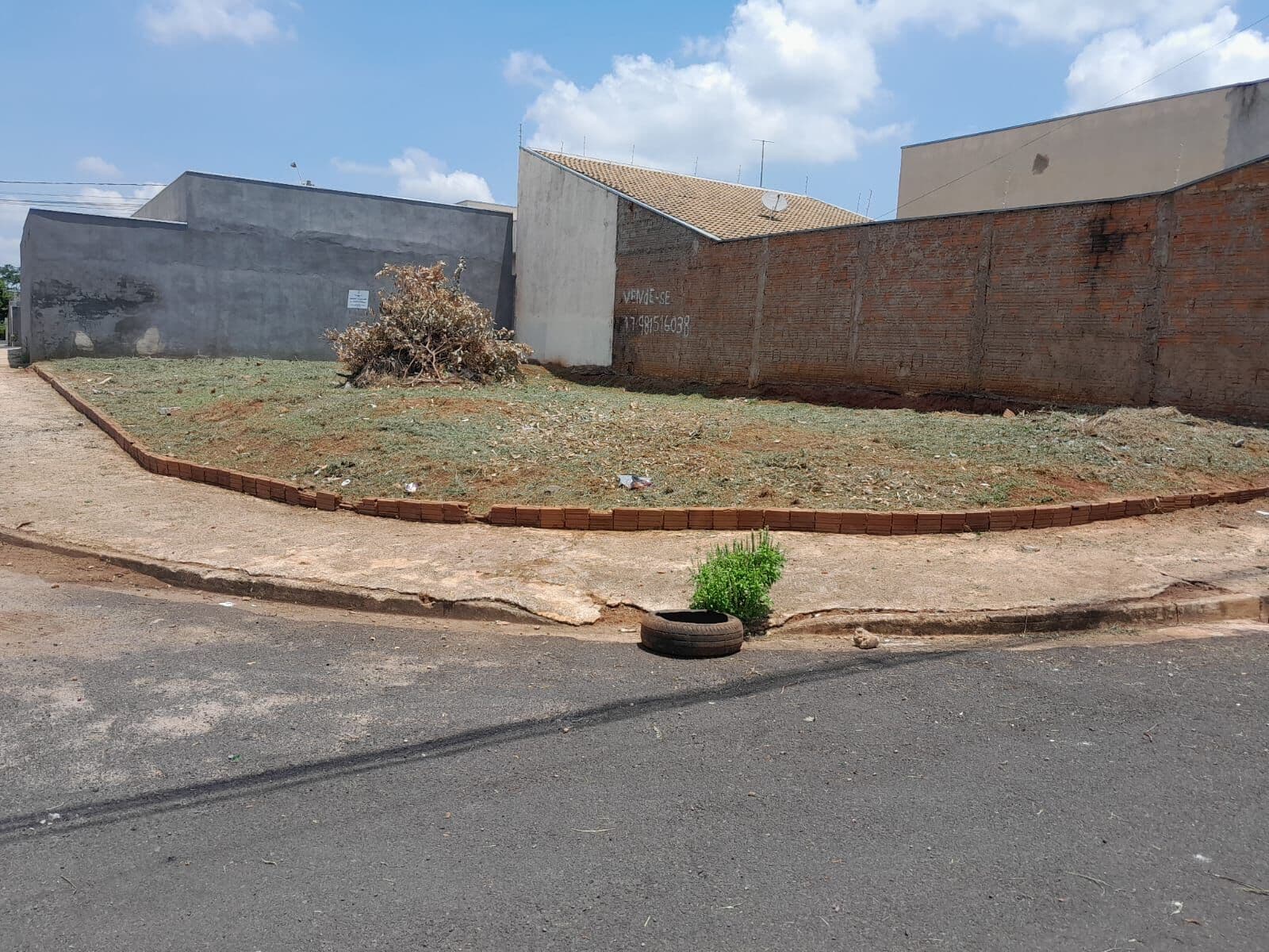 VENDA- TERRENO - RES. SÃO THOMAZ II