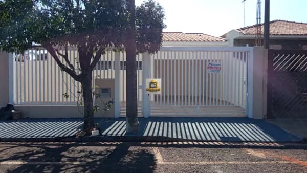ALUGUEL- CASA COMERCIAL/RESIDENCIAL - ALTO RIO RETO