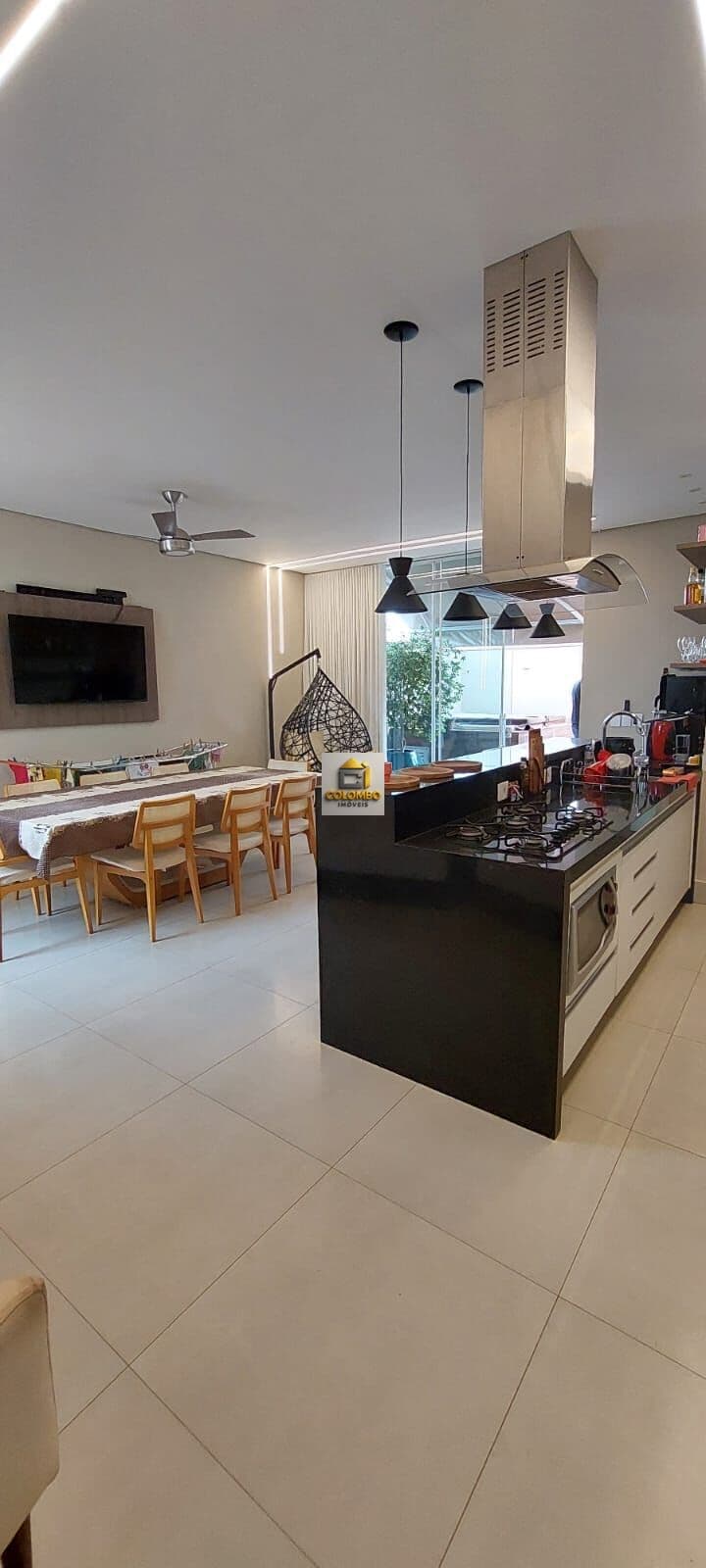 VENDE-SE CASA COND. ALTA VISTA - RIO PRETO