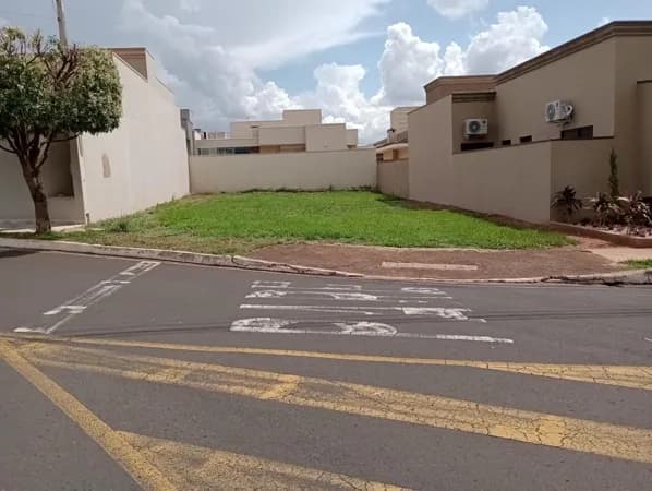 VENDA- TERRENO - CONDOMÍNIO ALTA VISTA