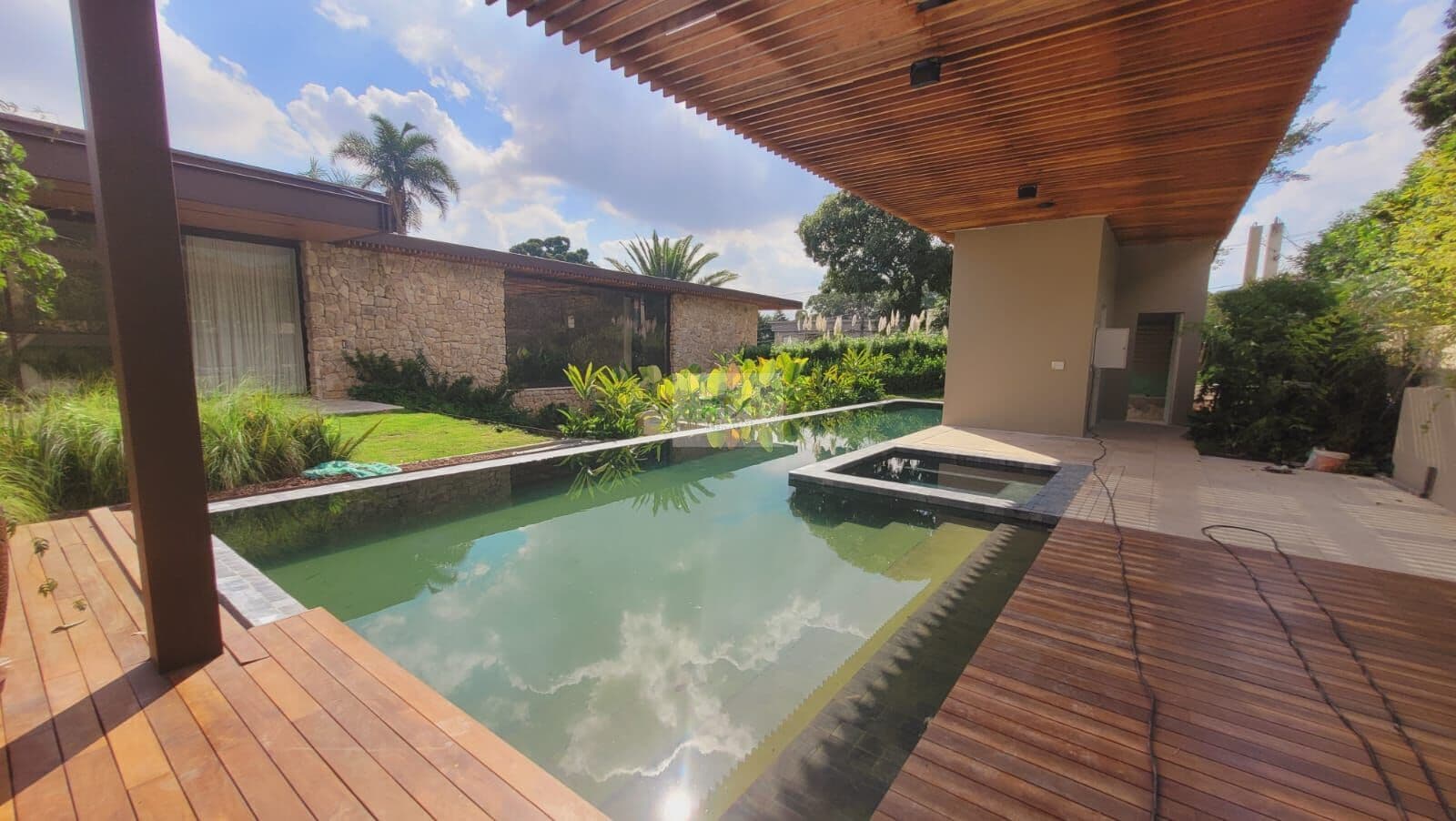 Mansão Contemporânea Mobiliada à Venda no Tamboré 1 – Alto Padrão, Tecnologia e Exclusividade