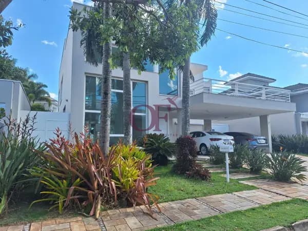 Casa de Luxo no Portal do Paraíso II com 4 Suítes e Piscina