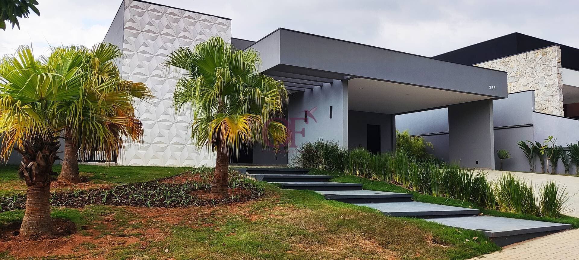 Casa Moderna com Pé-Direito Duplo e Energia Solar – 3 Suítes
