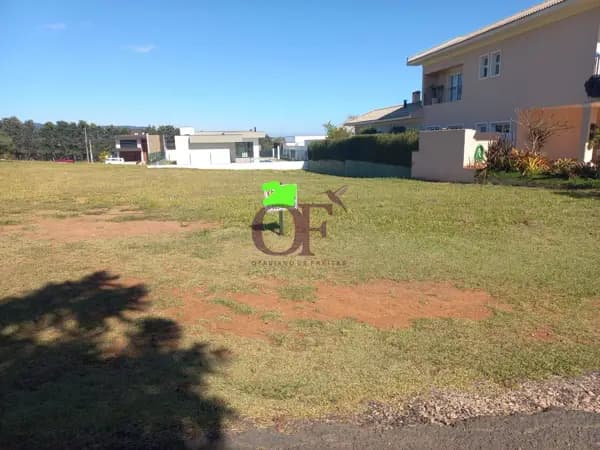 Terreno plano 1.000 m² no Portal Japy Golf Club, próximo ao campo de golf – Cabreúva/SP