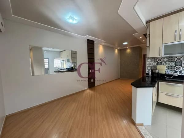 Casa Térrea à venda 03 quartos e 01 suite em Jardim Sarapiranga -Medeiros - Jundiaí/SP