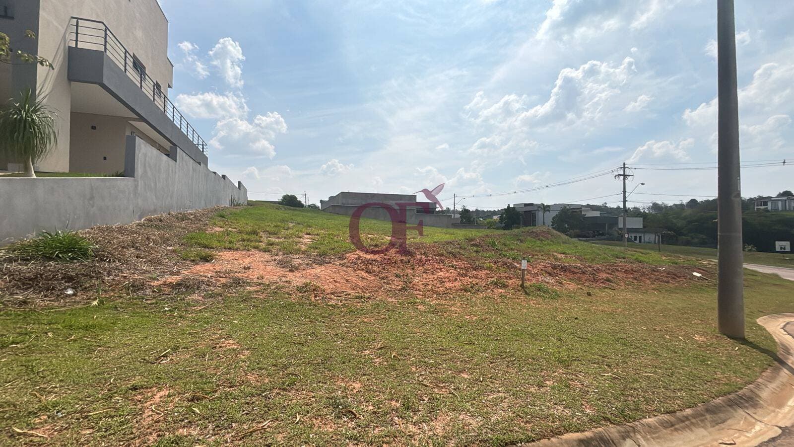 Terreno de esquina 1.289 m² à venda no Condomínio Terras do Alvorada – Itupeva/SP